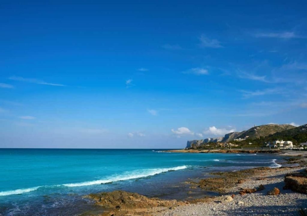 Playas cerca de la cova tallada